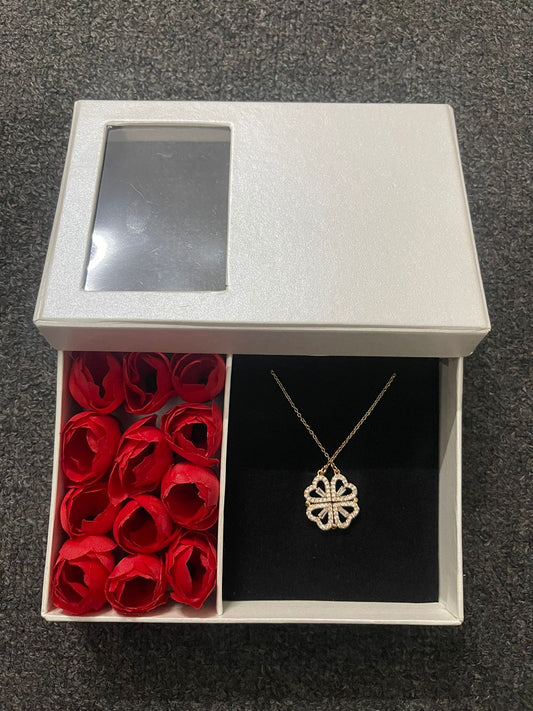 Mini Roses Love Box